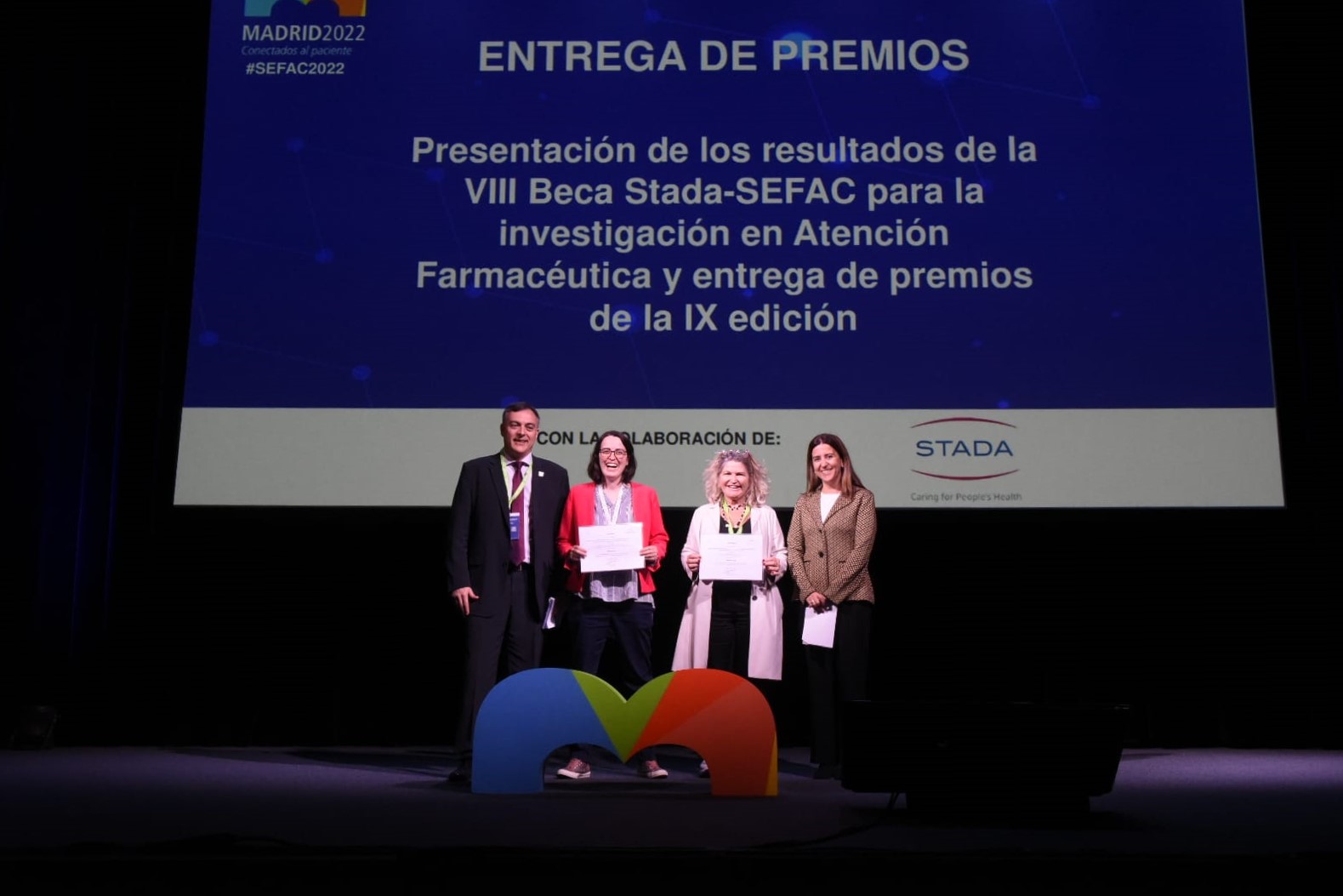 Un trabajo sobre mejora de la calidad de vida en mujeres perimenopáusicas, ganador de la IX Beca STADA-SEFAC de investigación en atención farmacéutica